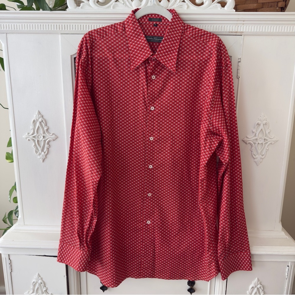 Authentic Vintage Salvatore Ferragamo 
Floral Print Cotton Button Front Shirt